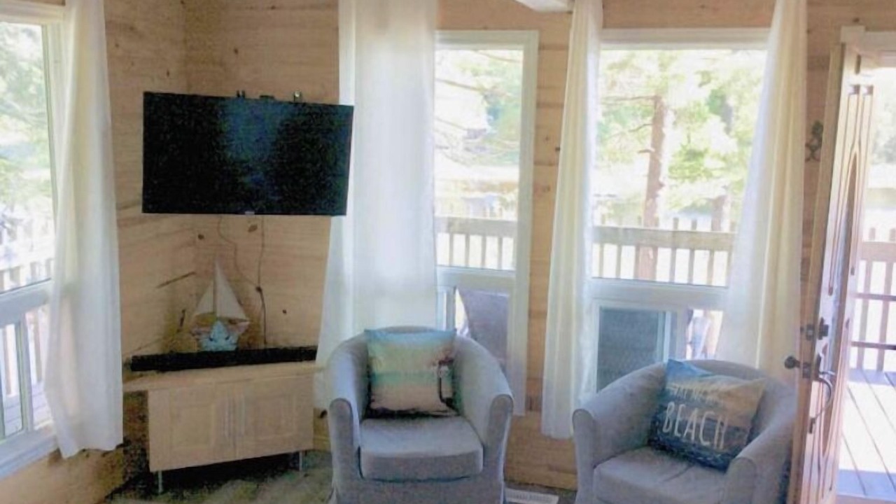 Photo of Livingroom in Arden