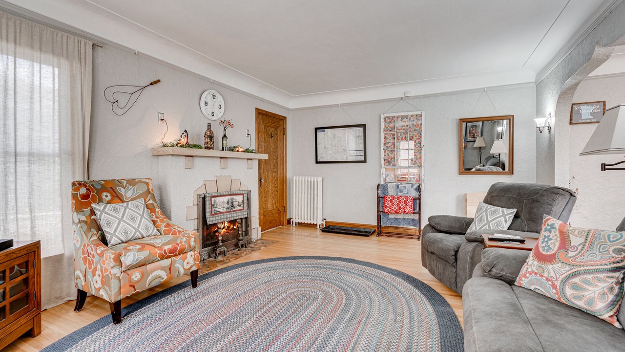 Photo of Livingroom in Fulton