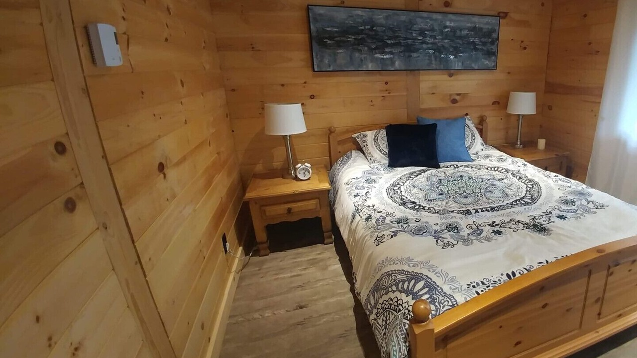 Photo of Bedroom in Tiny