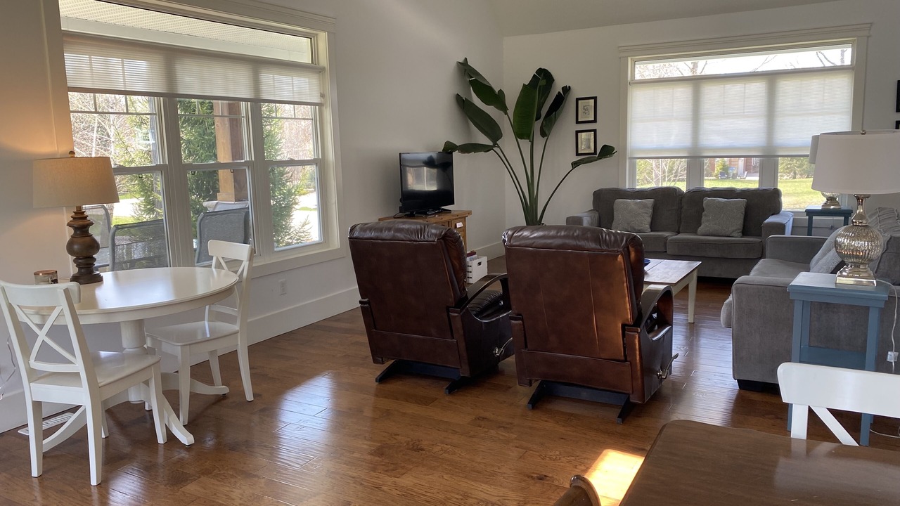 Photo of Livingroom in Bayfield