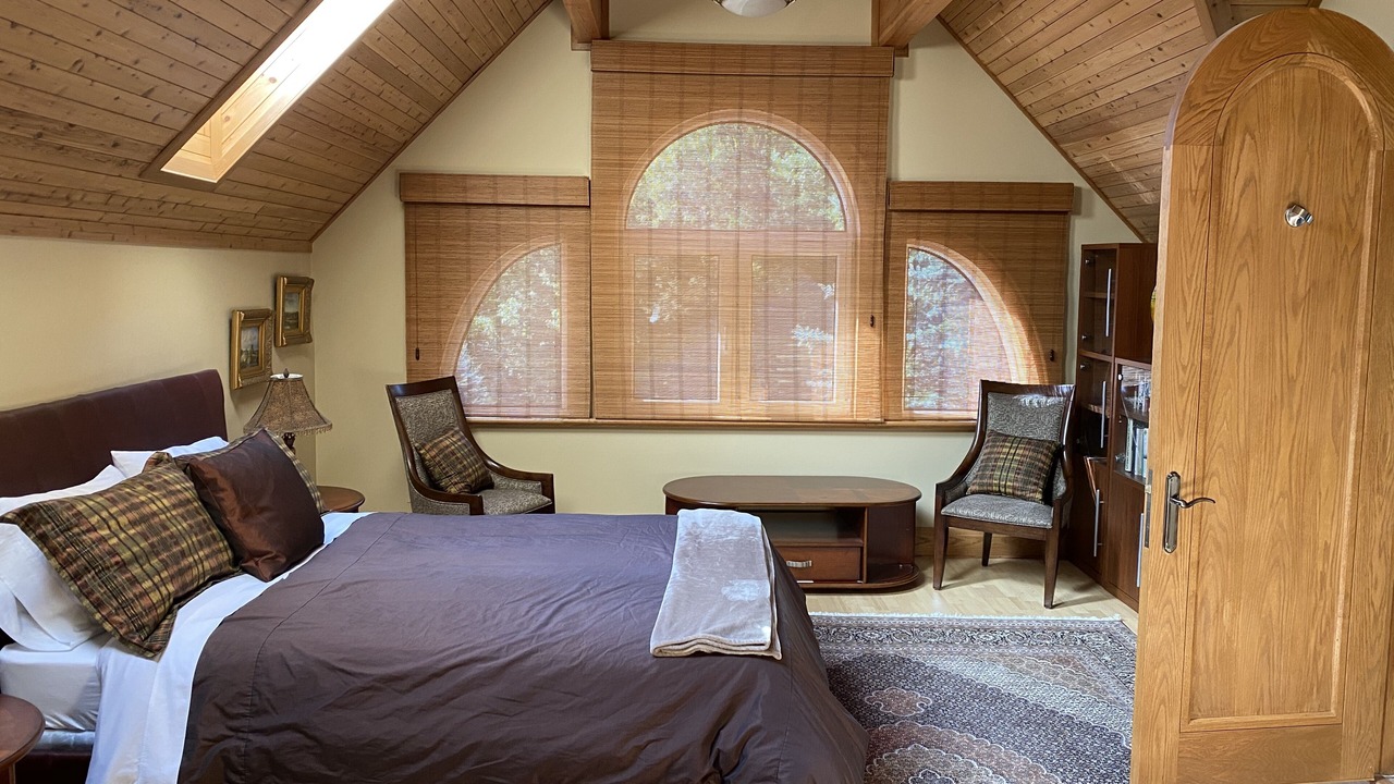Photo of Bedroom in Algonquin Highlands
