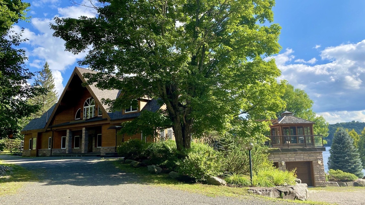 Photo of Outdoor in Algonquin Highlands