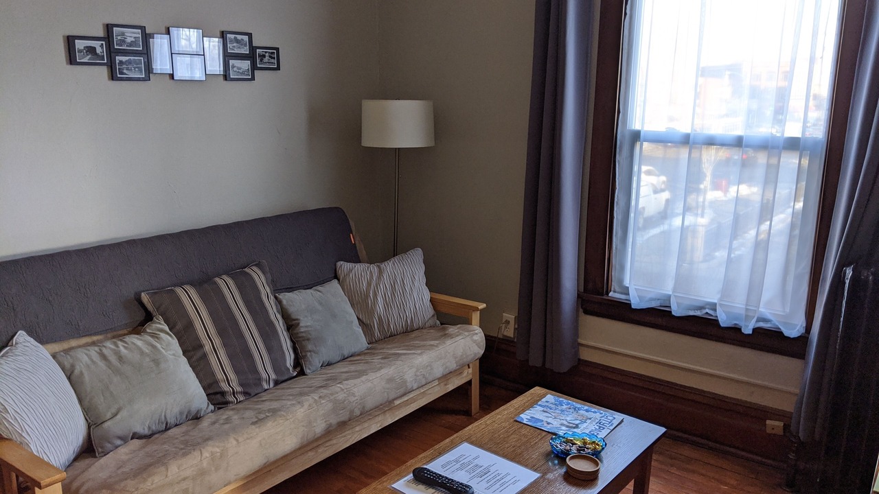 Photo of Livingroom in Lyn-Lake