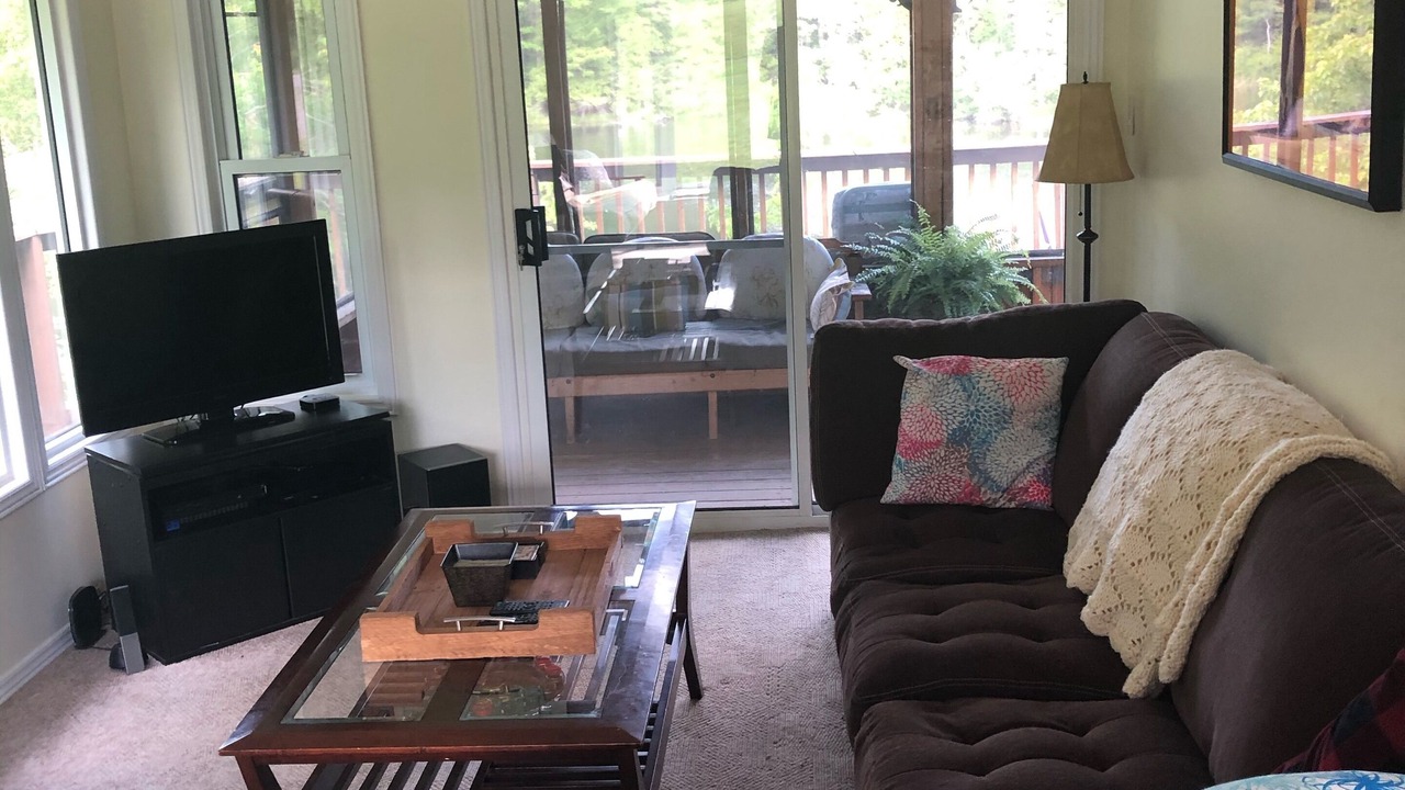 Photo of Livingroom in Havelock-Belmont-Methuen