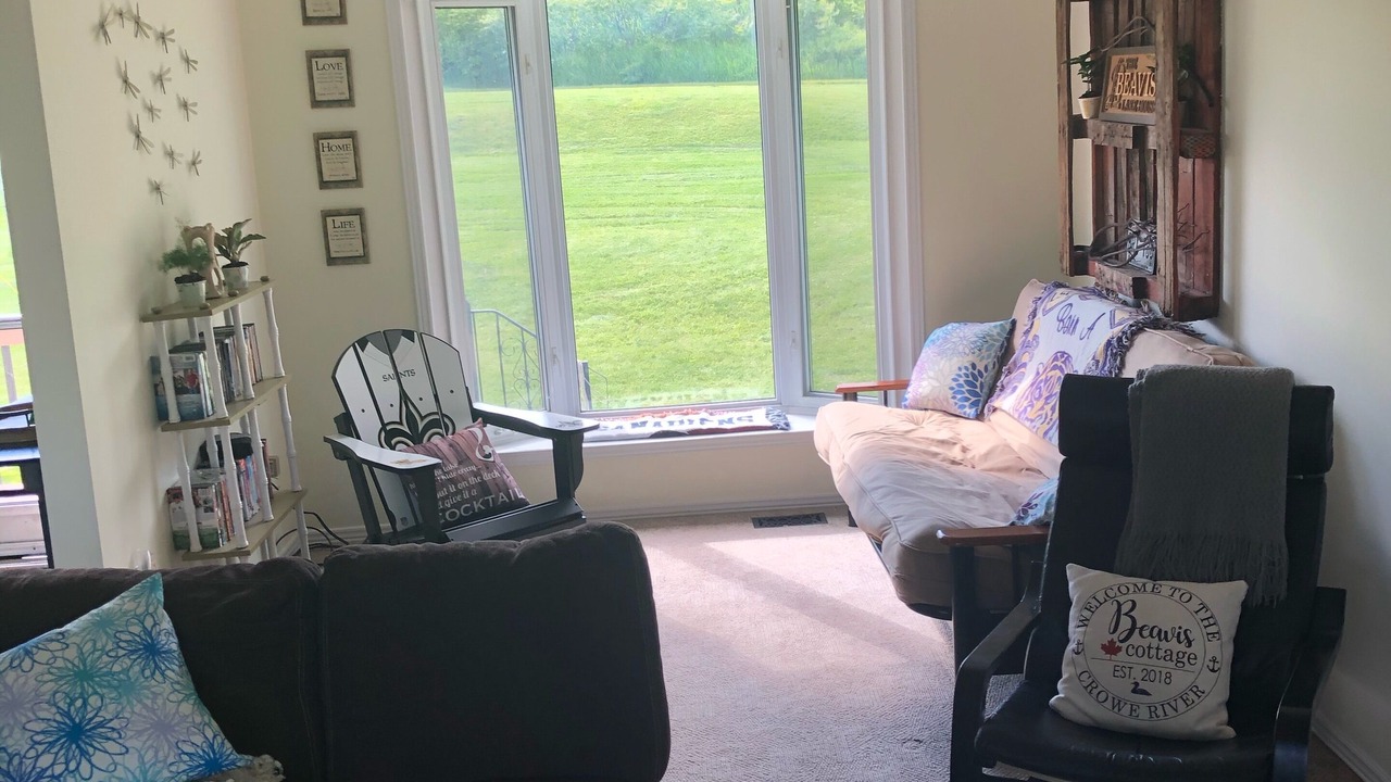 Photo of Livingroom in Havelock-Belmont-Methuen