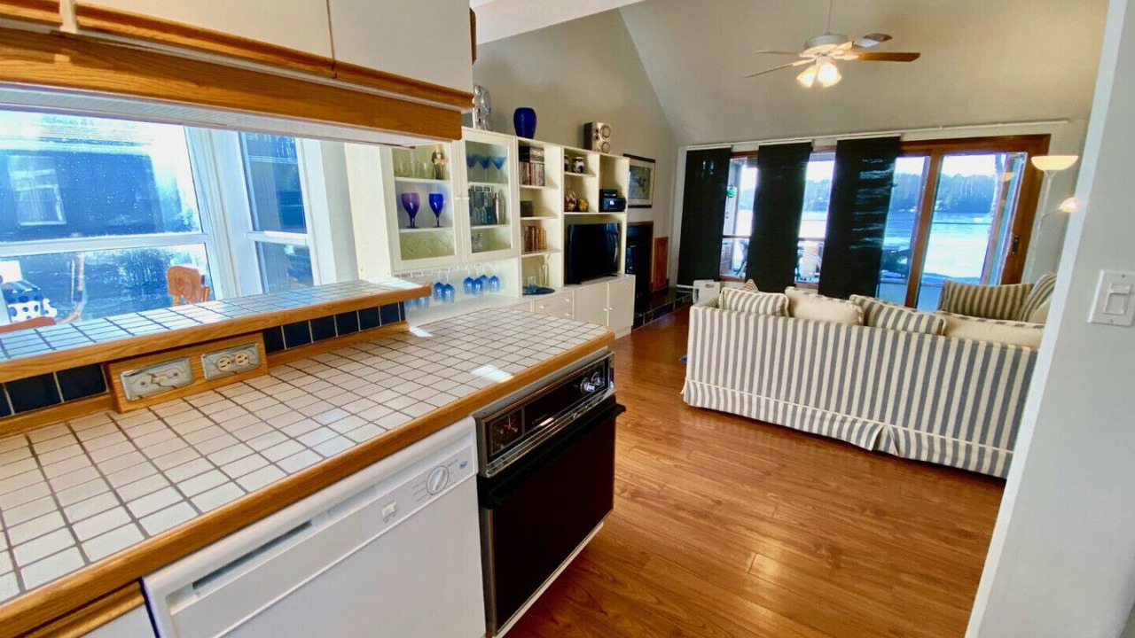 Photo of Kitchen in Havelock-Belmont-Methuen