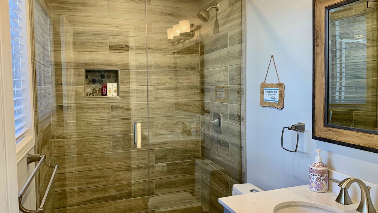 Photo of Bathroom in Havelock-Belmont-Methuen