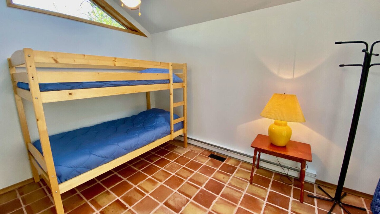 Photo of Bedroom in Havelock-Belmont-Methuen