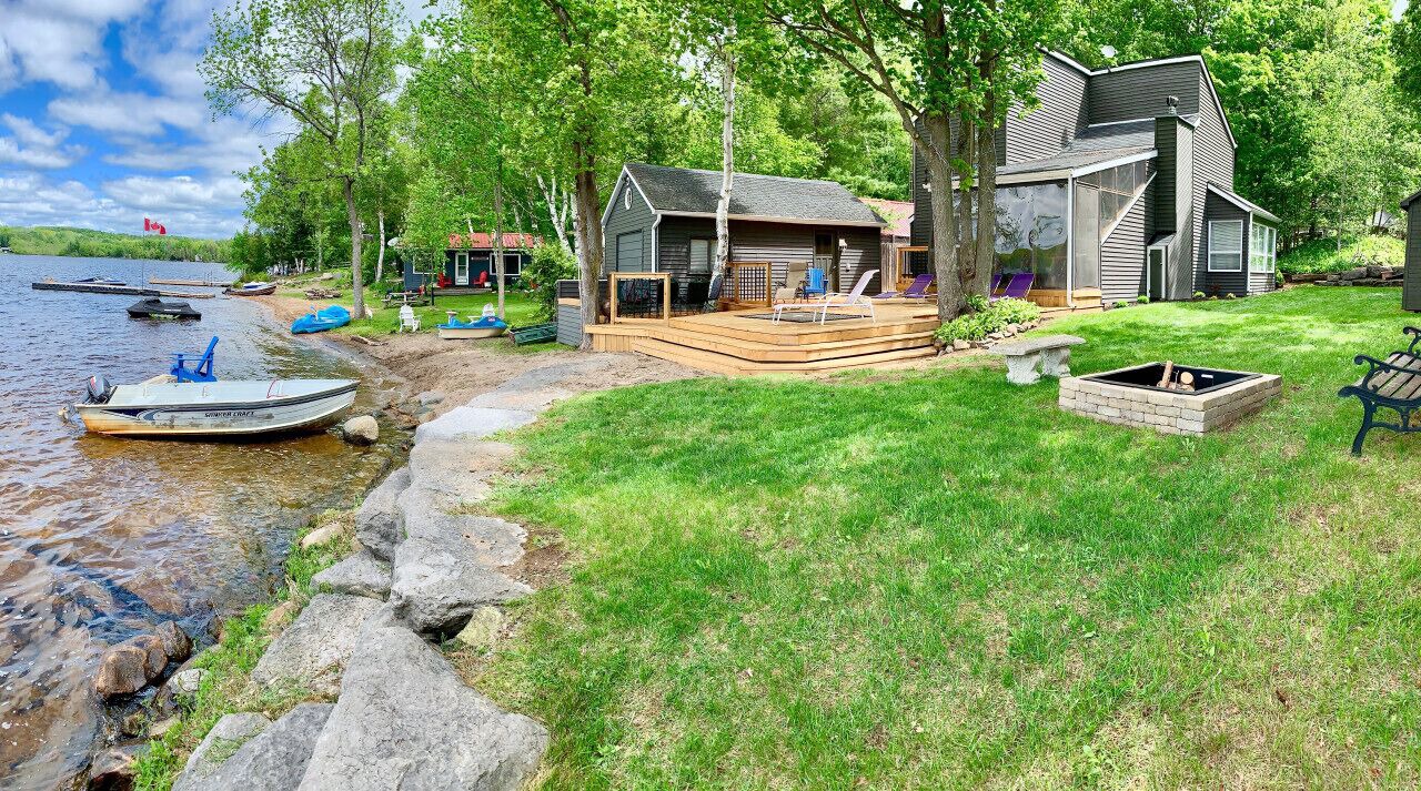 Photo of Patio Balcony in Havelock-Belmont-Methuen