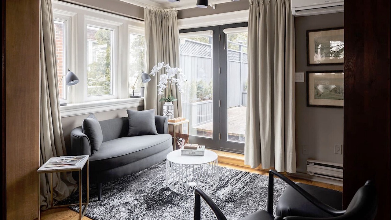 Photo of Livingroom in Regal Heights
