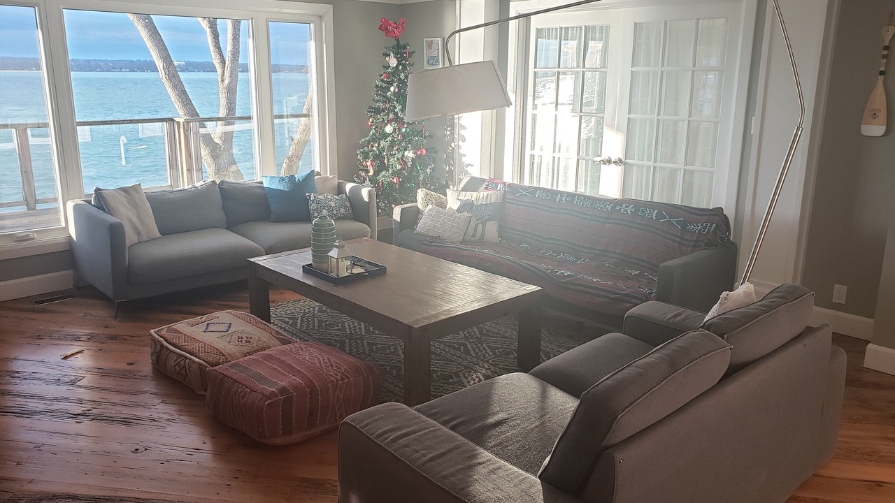 Photo of Livingroom in Ramara