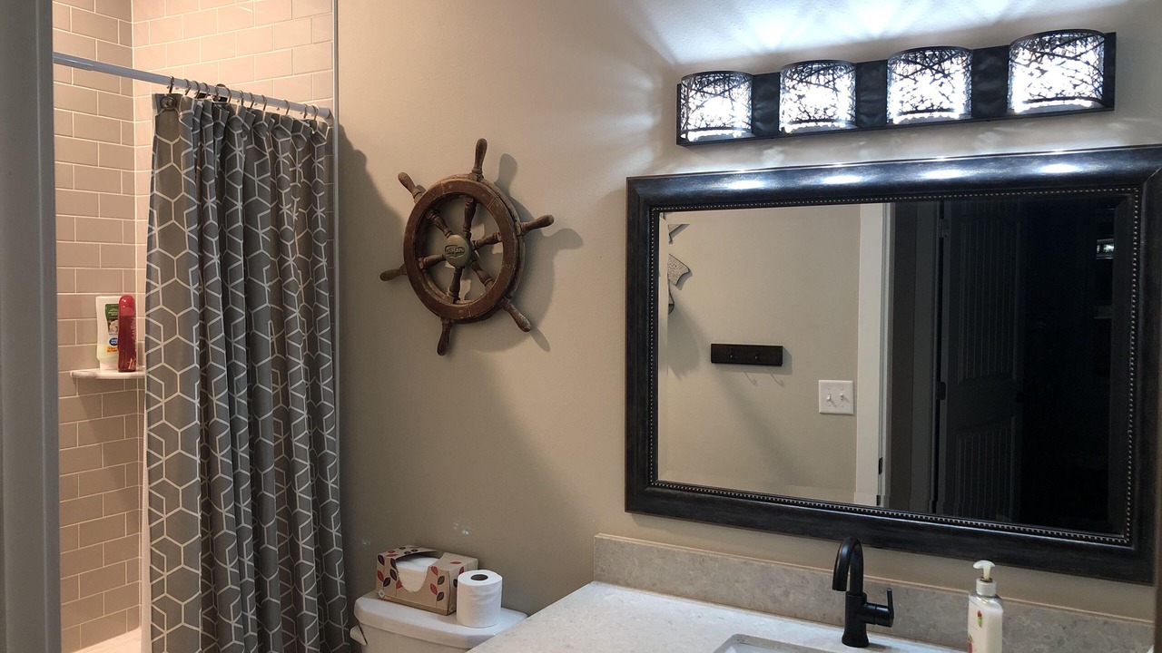 Photo of Bathroom in Audubon
