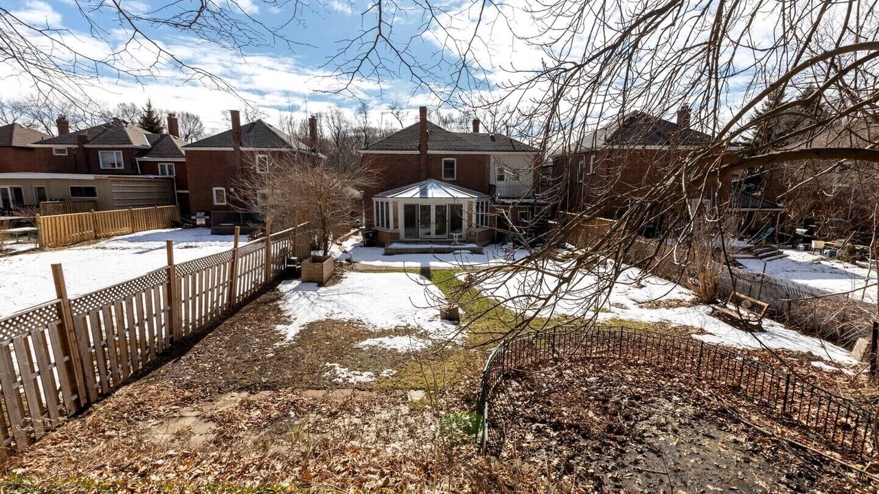 Photo of Outdoor in East York