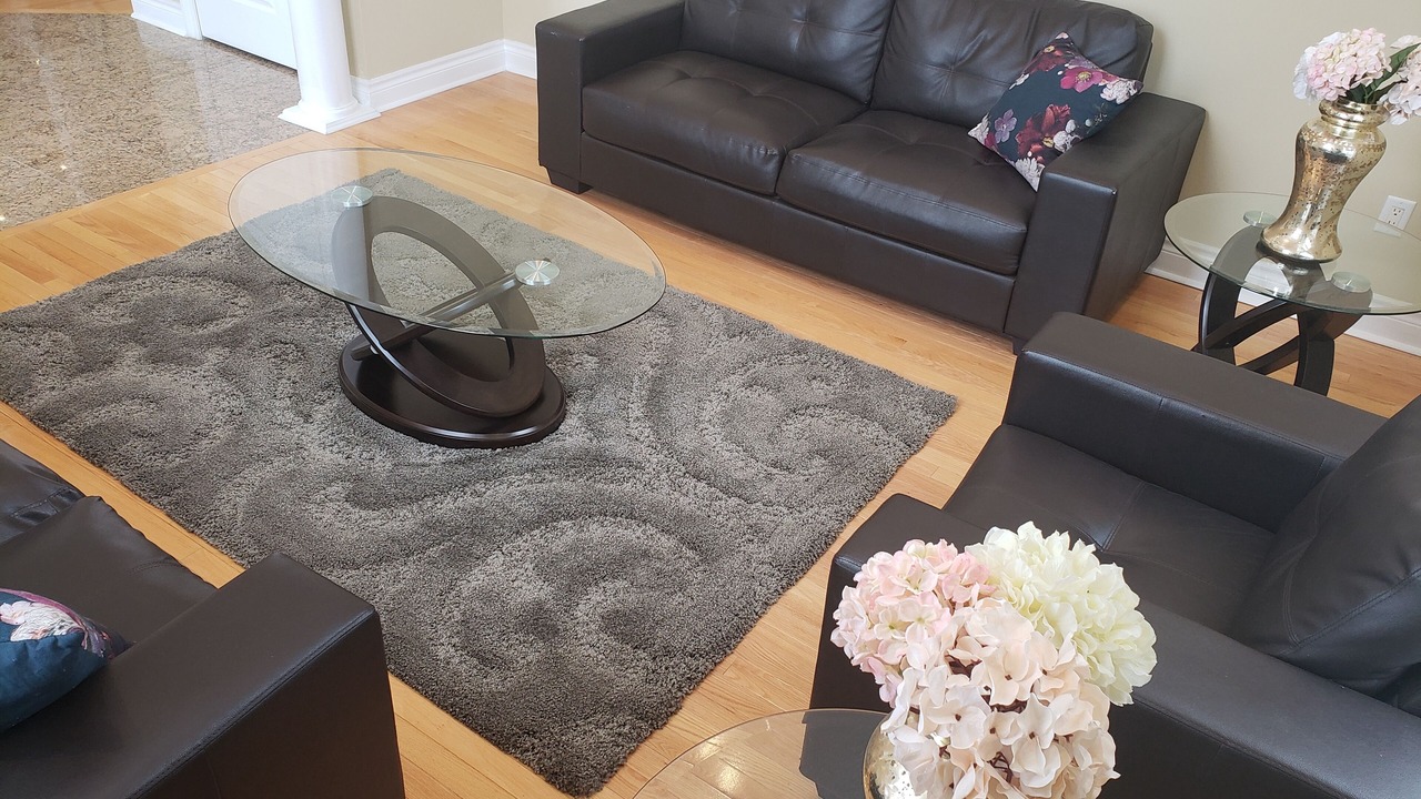 Photo of Livingroom in Churchill Meadows