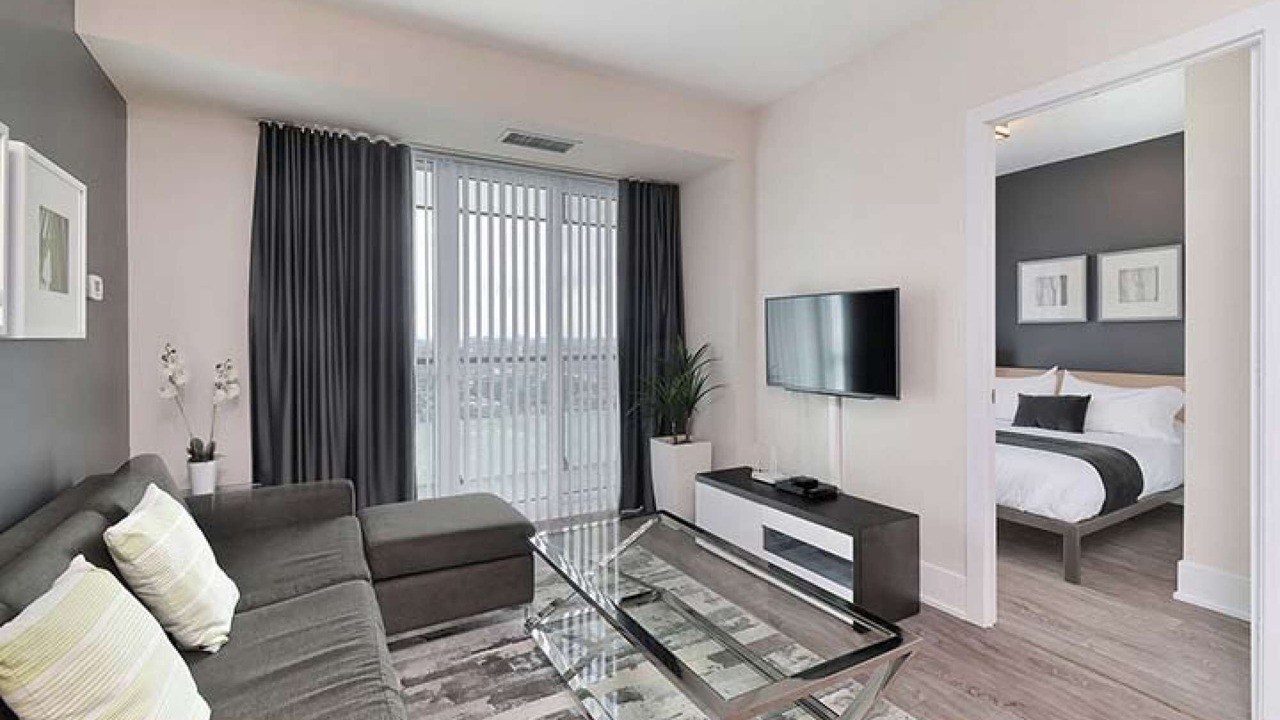 Photo of Livingroom in Toronto Entertainment District