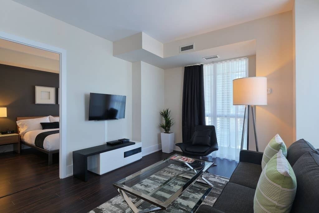 Photo of Livingroom in Toronto Entertainment District