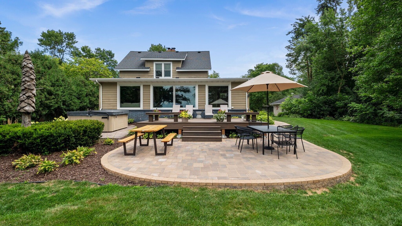 Photo of Outdoor in Forest Lake