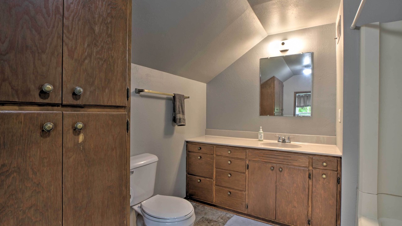 Photo of Bathroom in Houston County