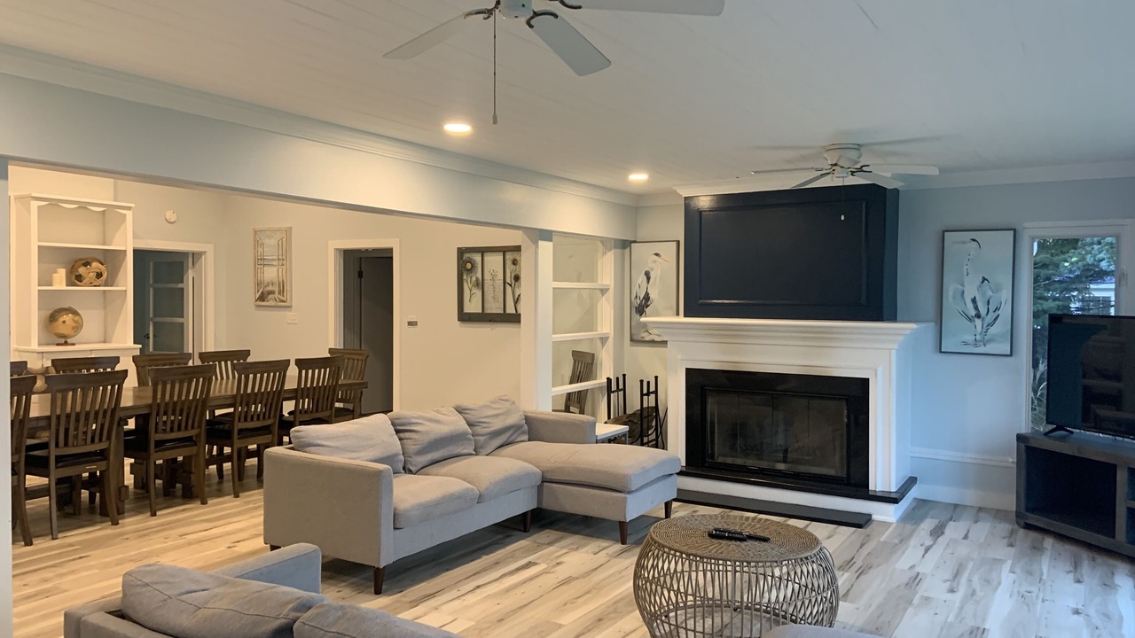 Photo of Livingroom in Fort Erie