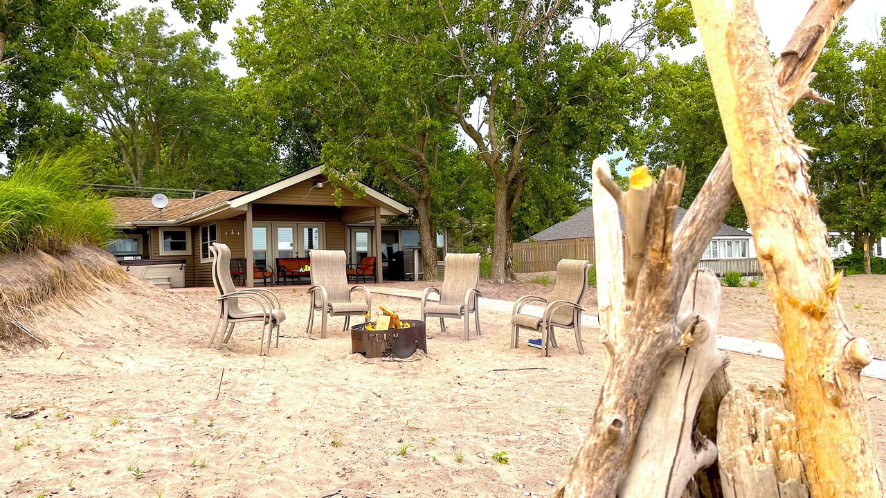 Photo of Outdoor in Long Point