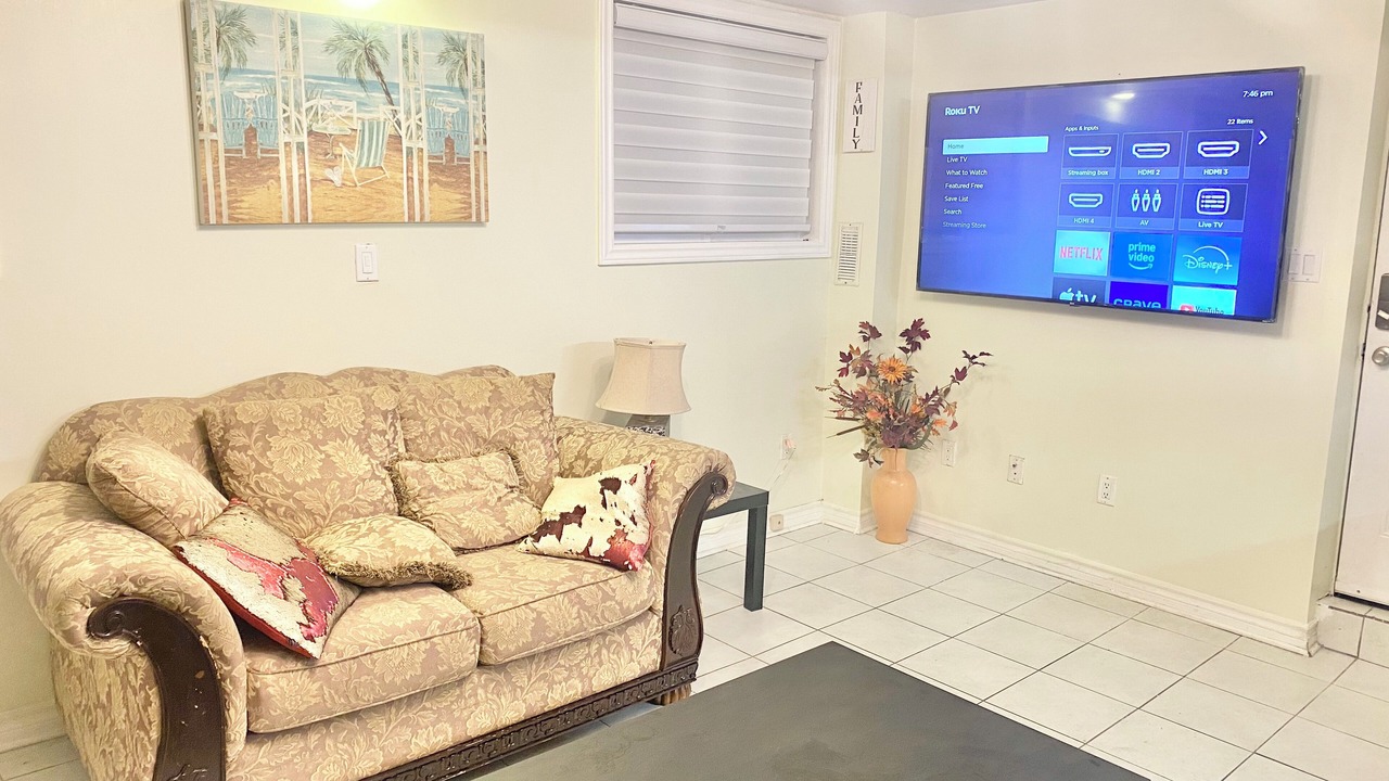 Photo of Livingroom in Brampton