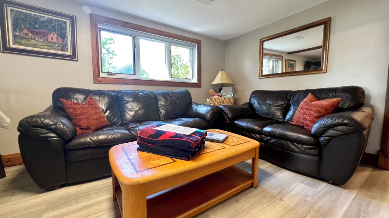 Photo of Livingroom in Gores Landing