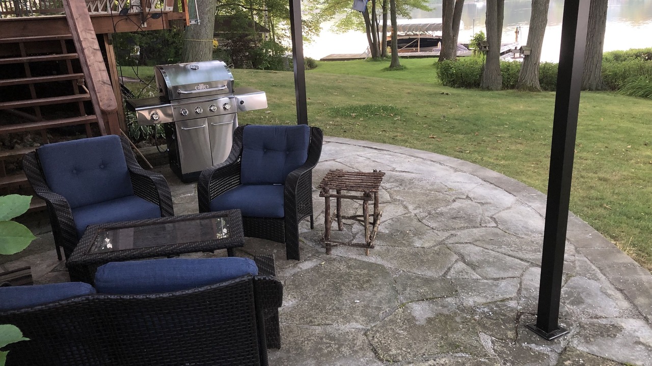 Photo of Patio Balcony in Gores Landing
