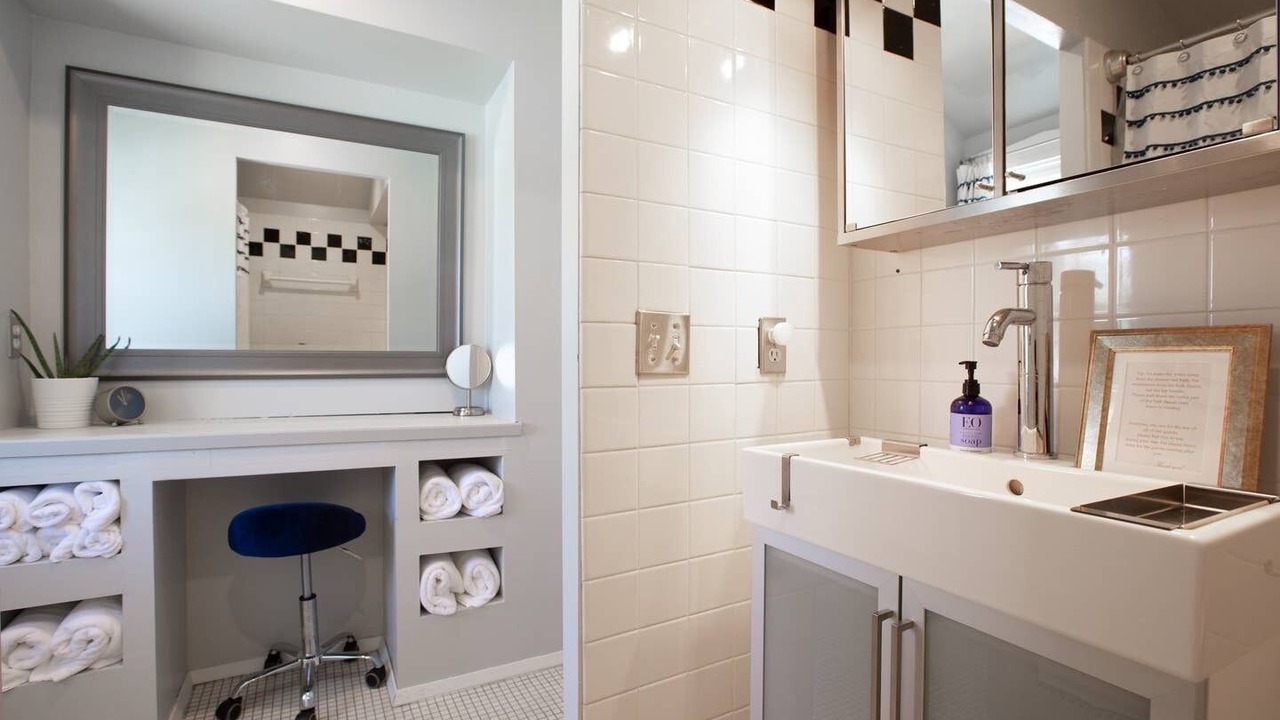Photo of Bathroom in Lowry Hill East