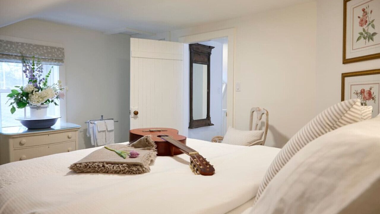 Photo of Bedroom in Picton