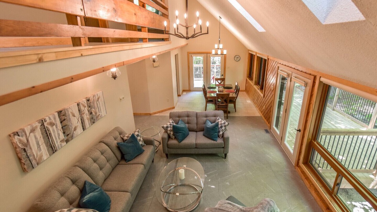 Photo of Livingroom in Ramara