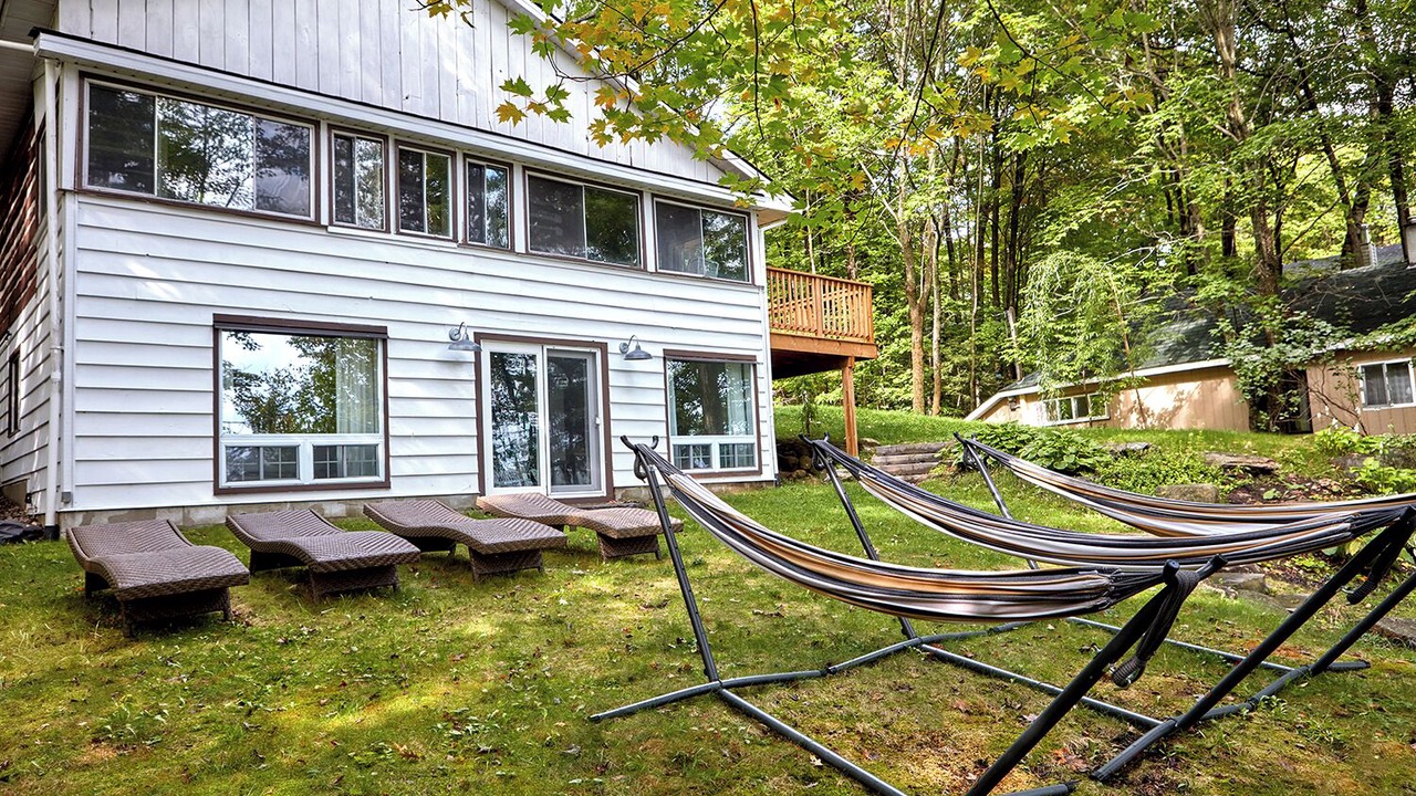 Photo of Patio Balcony in Baysville