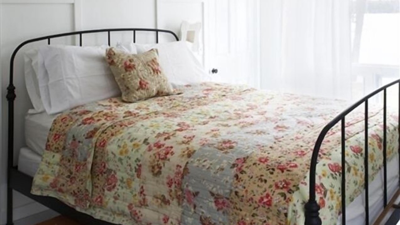 Photo of Bedroom in Baysville