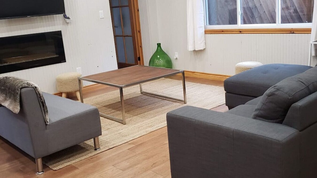 Photo of Livingroom in Waubaushene