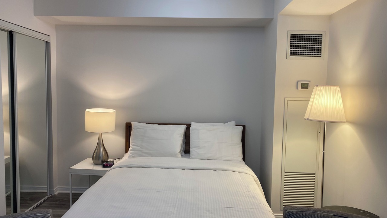 Photo of Bedroom in Toronto Entertainment District