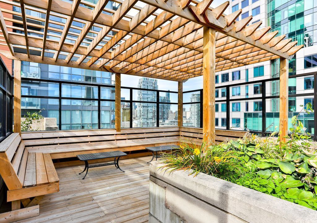 Photo of Patio Balcony in Toronto Entertainment District