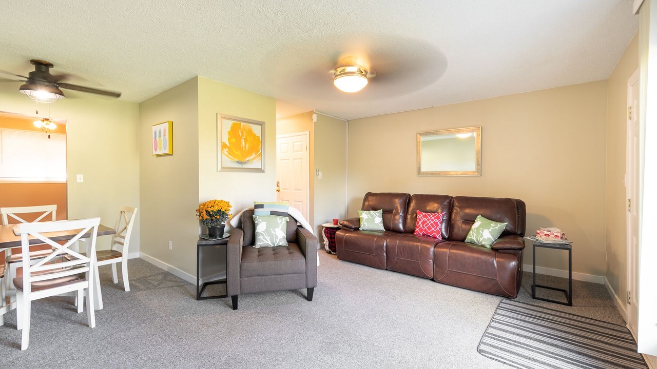 Photo of Livingroom in Windsor