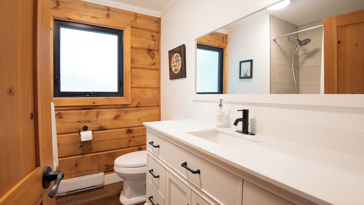 Photo of Bathroom in Dunsford