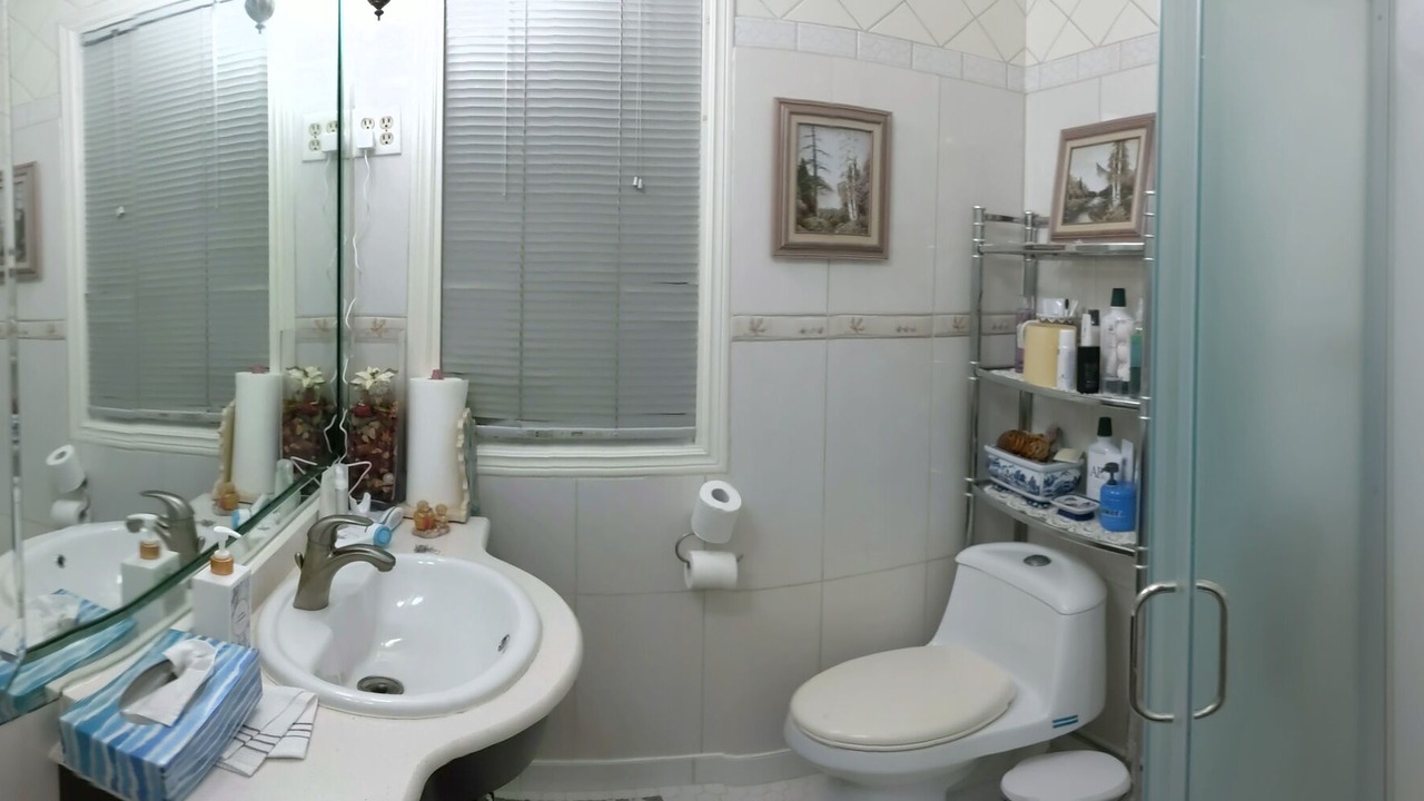 Photo of Bathroom in Bridgeview