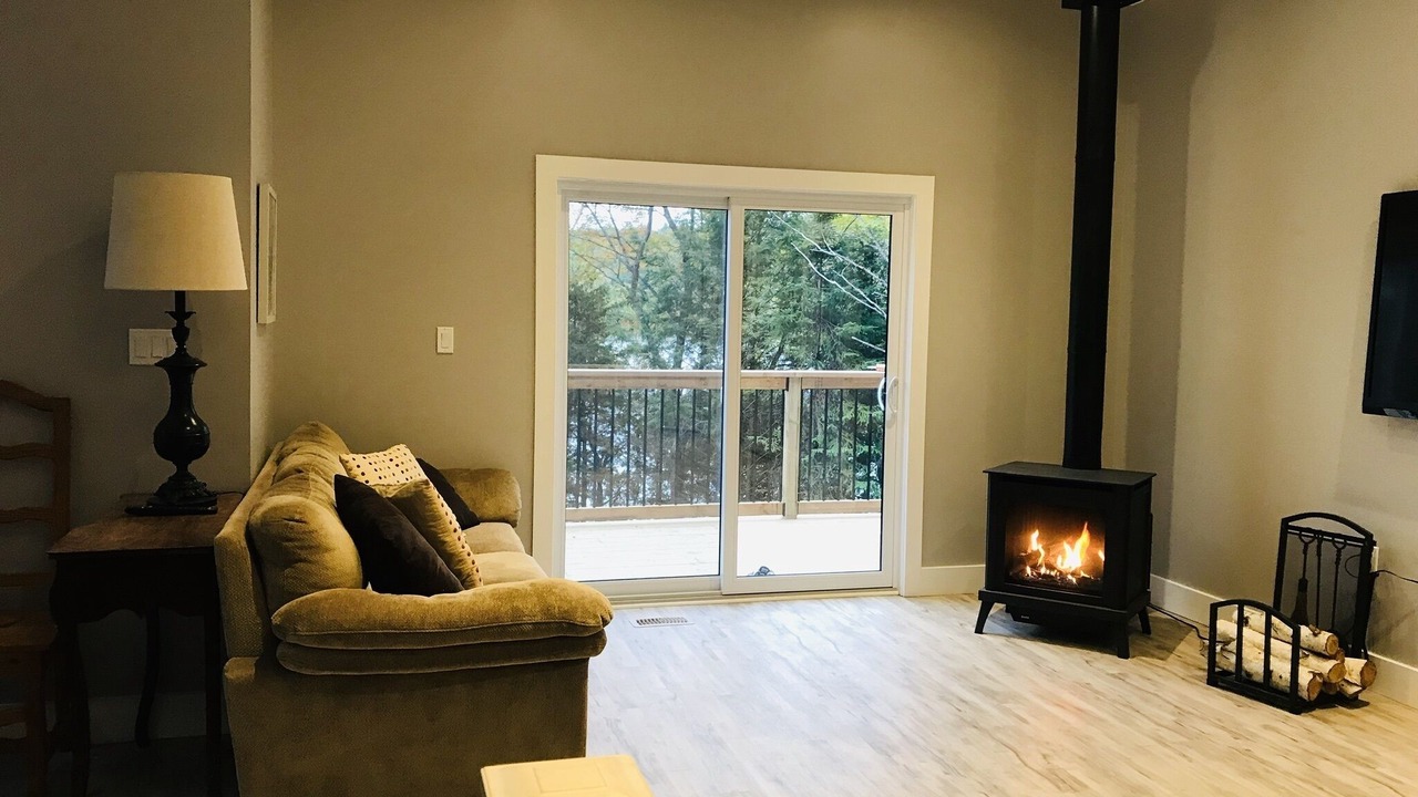 Photo of Livingroom in North Frontenac