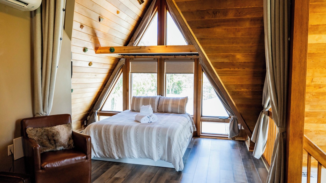 Photo of Bedroom in Long Point