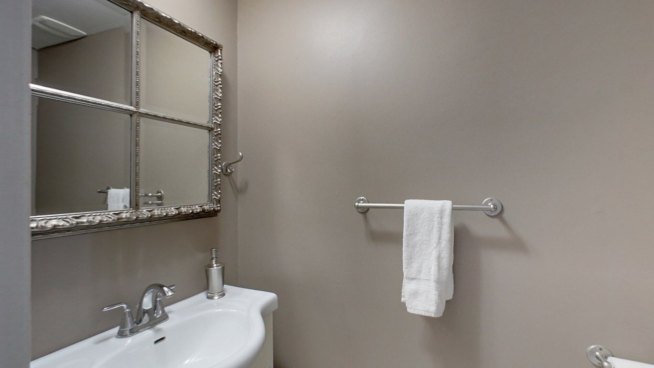 Photo of Bathroom in Wasaga Beach