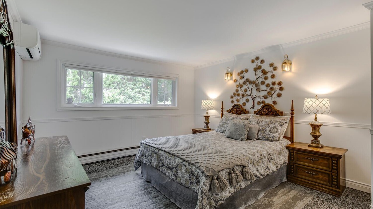 Photo of Bedroom in Penetanguishene