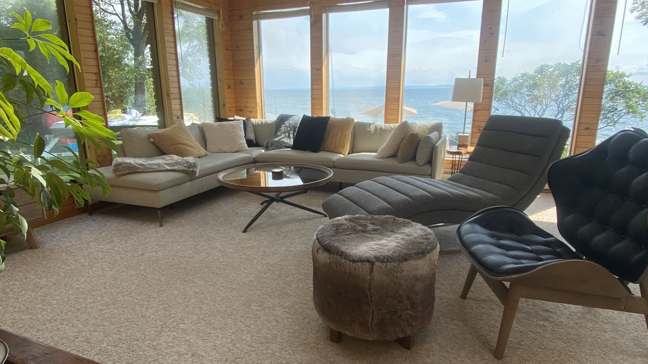 Photo of Livingroom in Tiny