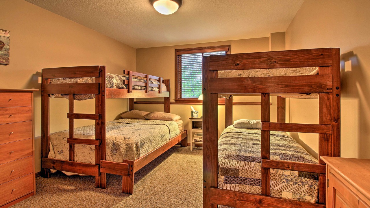 Photo of Bedroom in Breezy Point