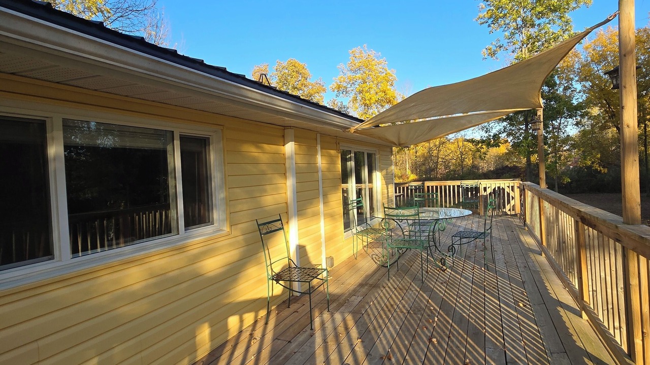 Photo of Patio Balcony in Adolphustown