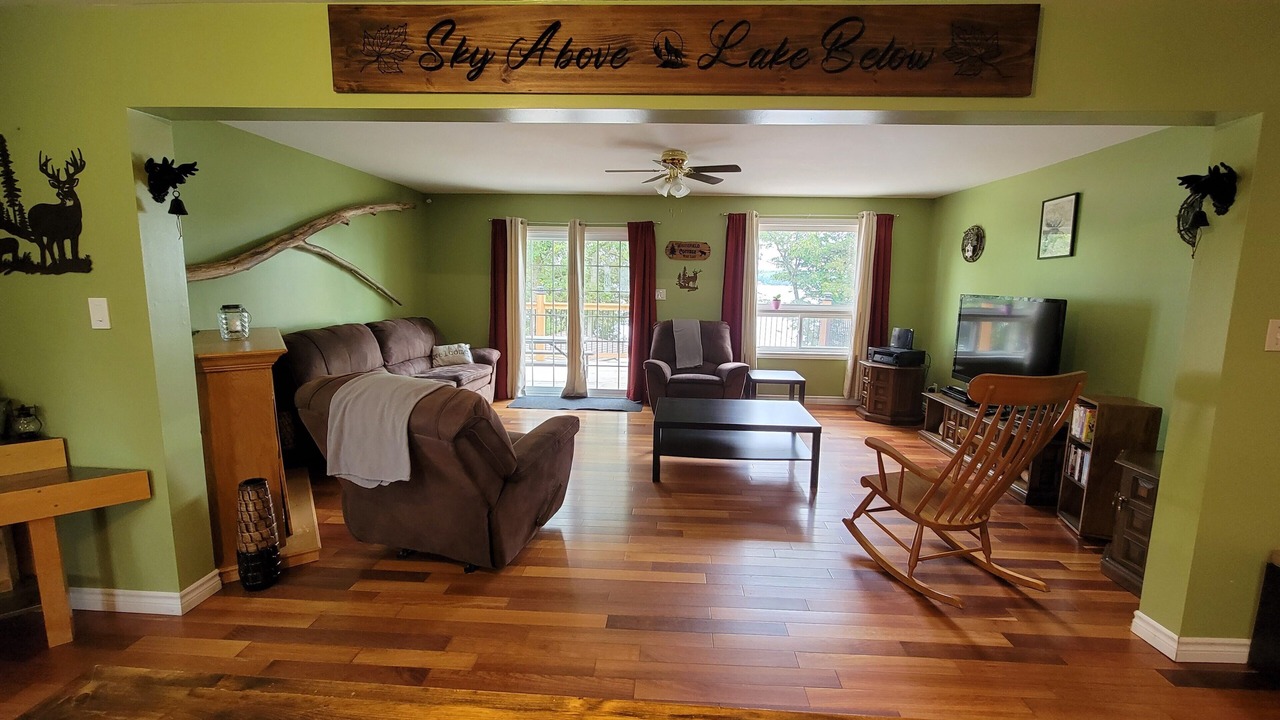Photo of Livingroom in North Algona Wilberforce