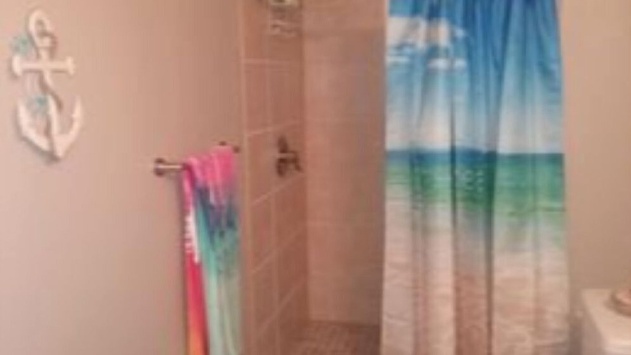 Photo of Bathroom in Brook Park