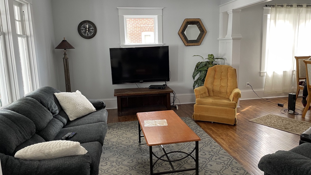 Photo of Bedroom in Chippawa