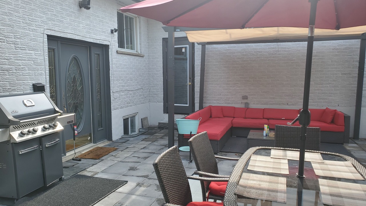 Photo of Outdoor in Clarkson-Lorne Park