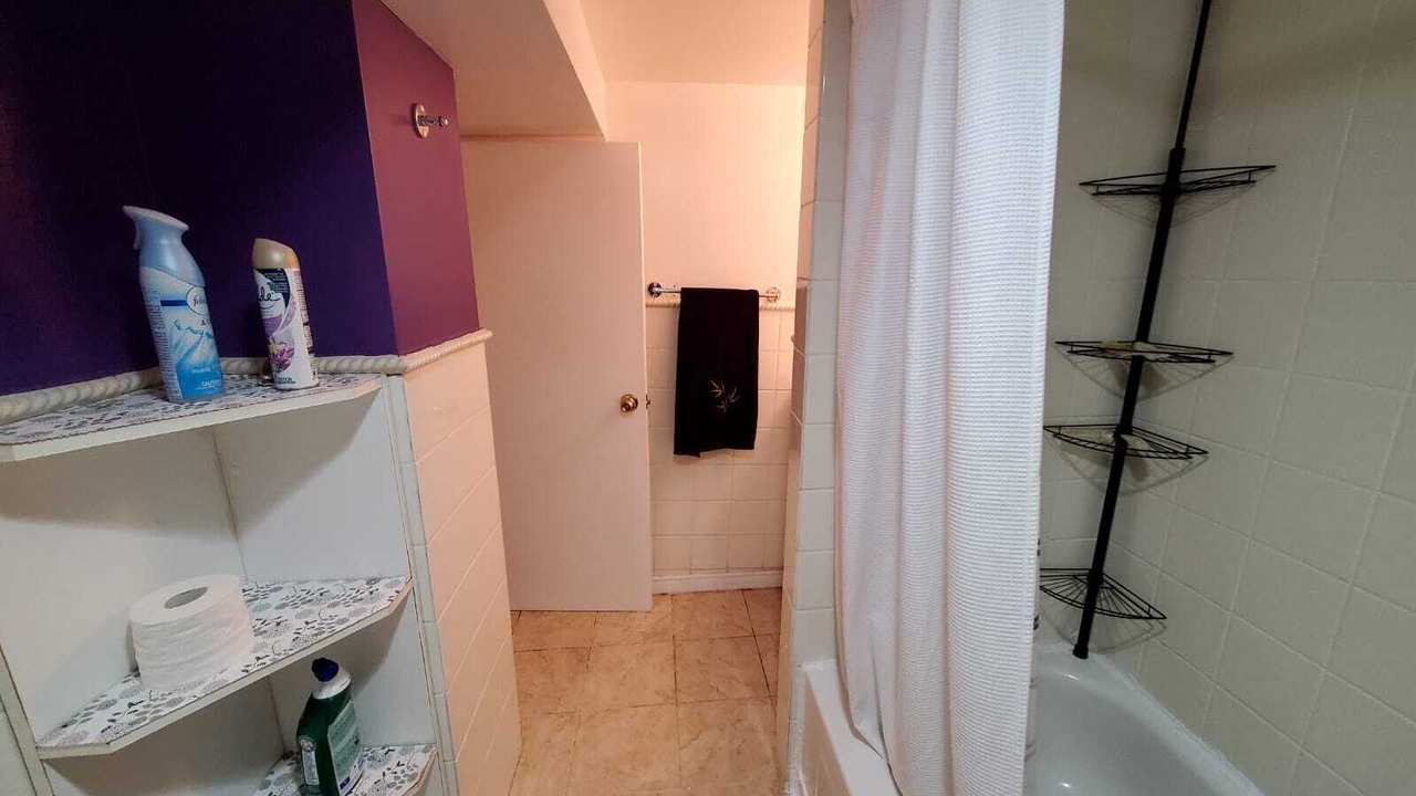 Photo of Bathroom in Blake - Jones